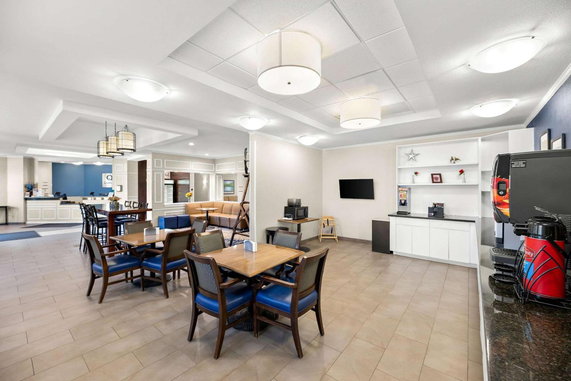 Quality Inn & Suites Big Spring Ngoại thất bức ảnh