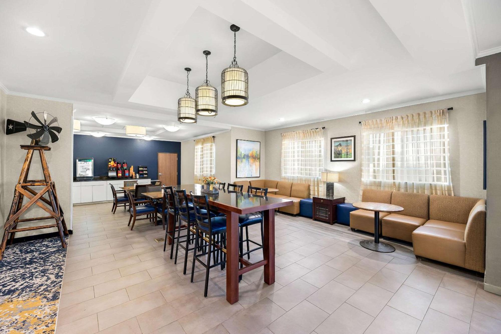 Quality Inn & Suites Big Spring Ngoại thất bức ảnh