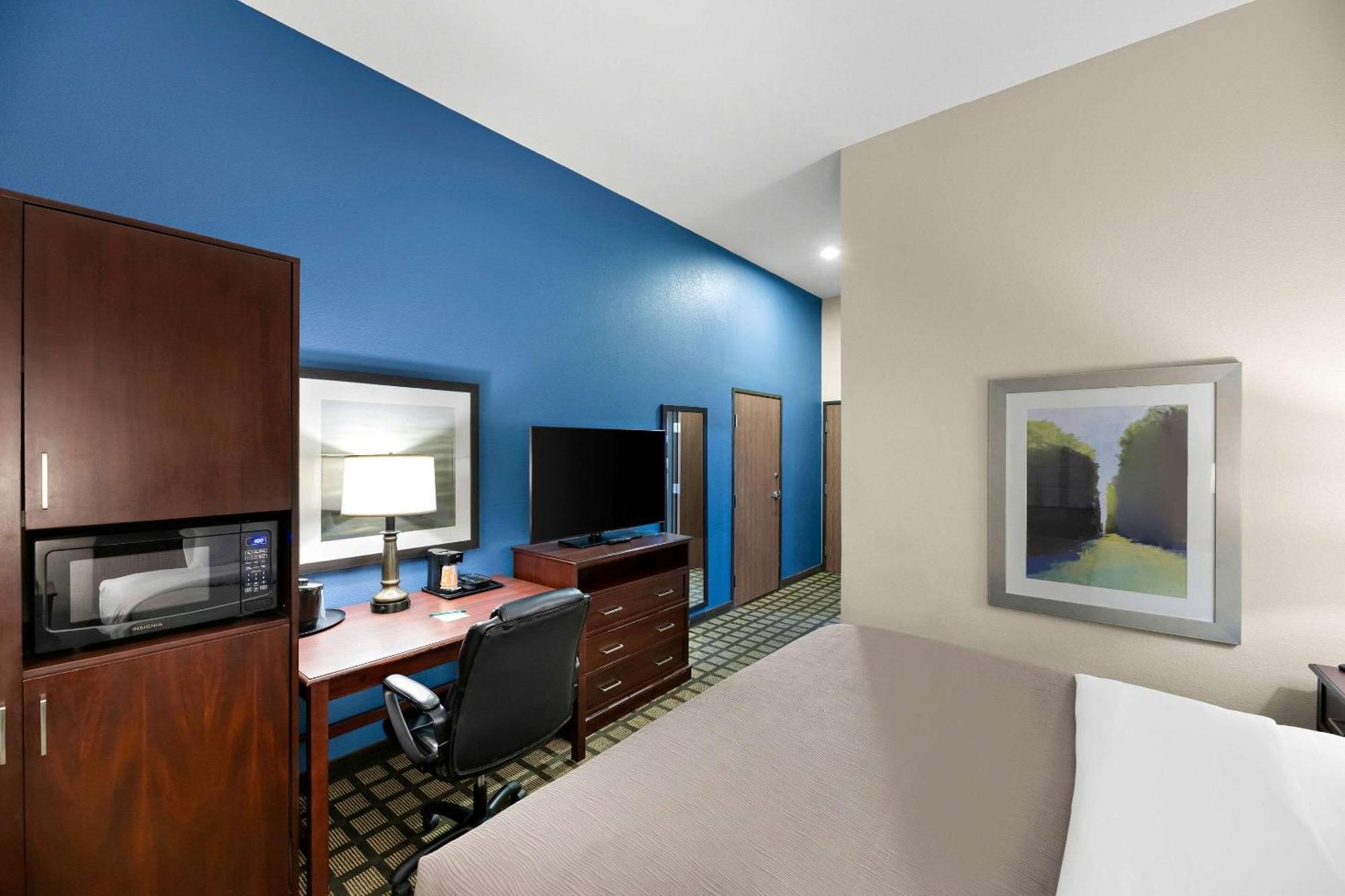 Quality Inn & Suites Big Spring Ngoại thất bức ảnh