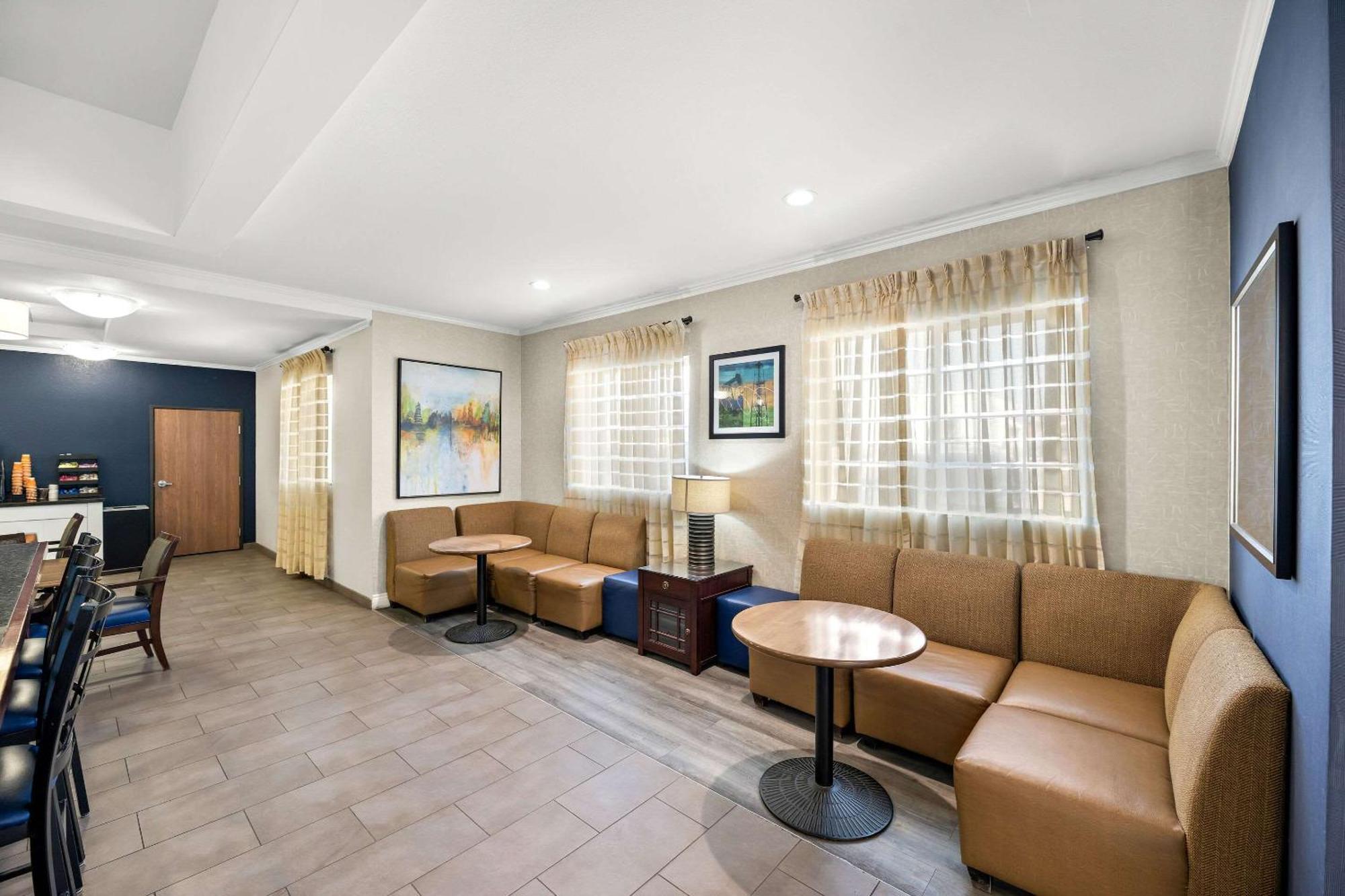 Quality Inn & Suites Big Spring Ngoại thất bức ảnh