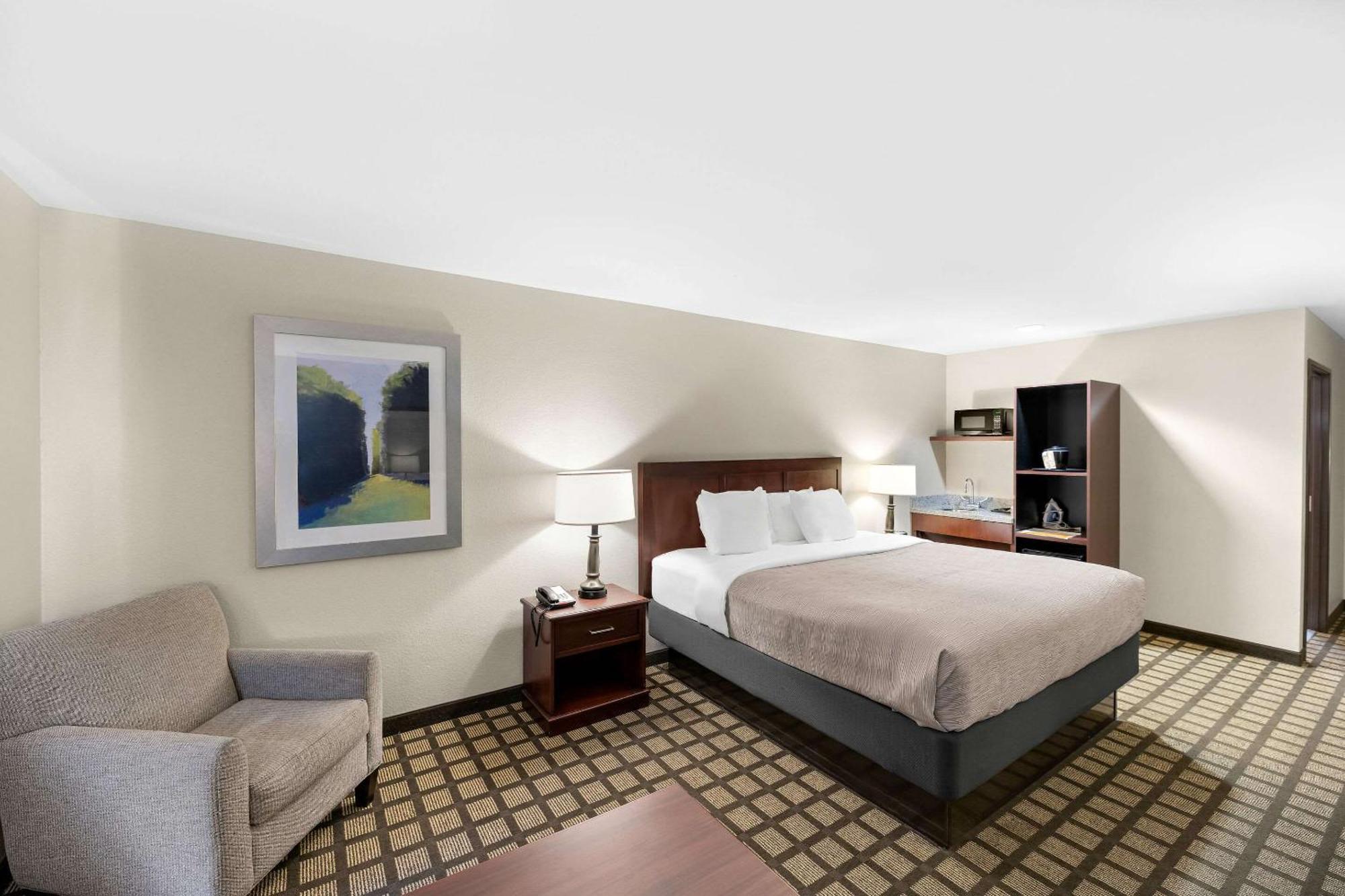 Quality Inn & Suites Big Spring Ngoại thất bức ảnh